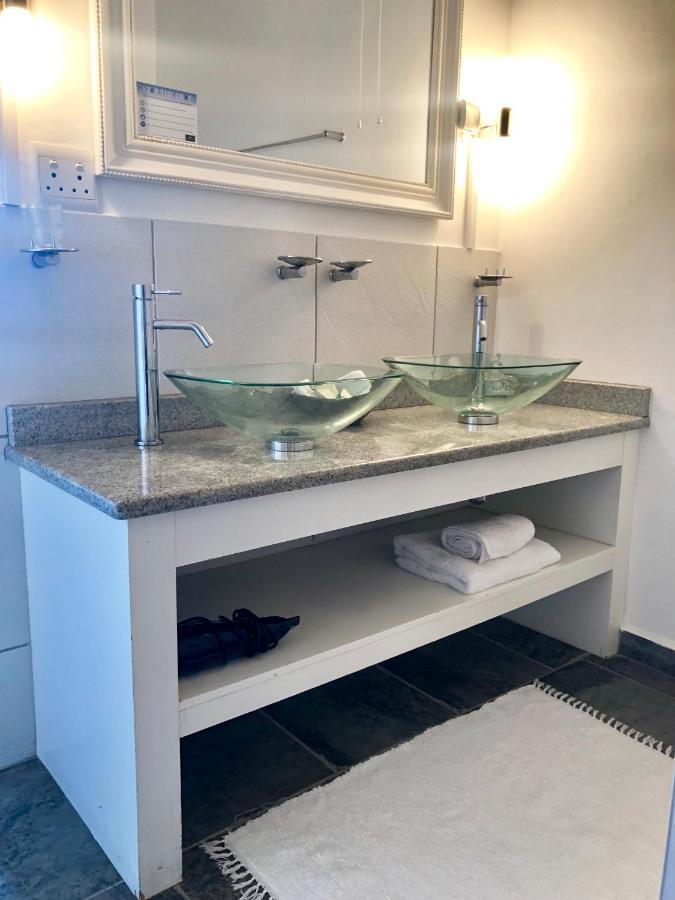 5 Options Guest House Bloubergstrand Dış mekan fotoğraf